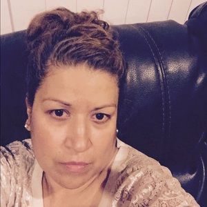Meet your Posher, Angelica