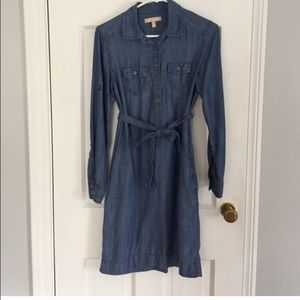 Banana Republic chambray dress w tie