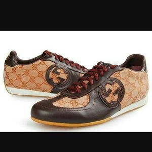 Reserved Authentic Gucci Sneakers! !