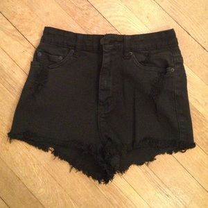 black high-waisted shorts!