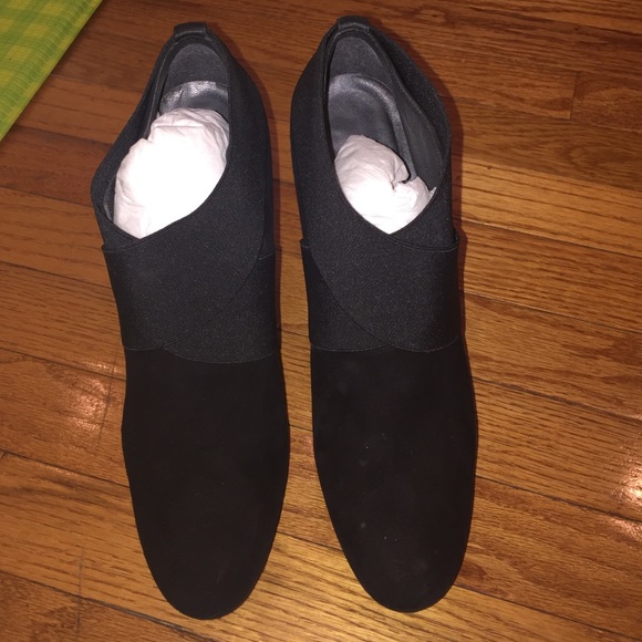 Stuart Weitzman Kilgore Ankle Boots