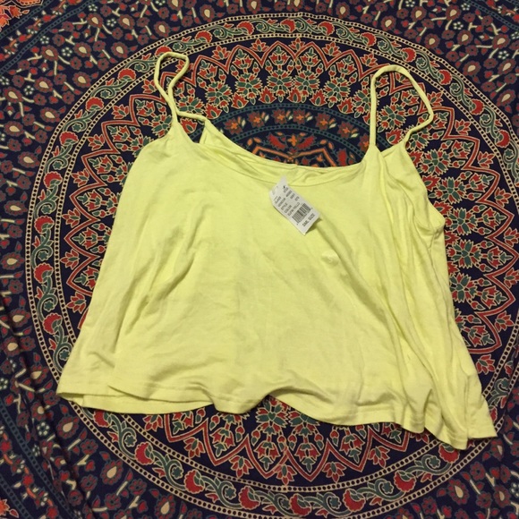 3 crop tops from Pacsun - Picture 4 of 4