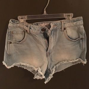 Shorts. Forever 21. Size: 25