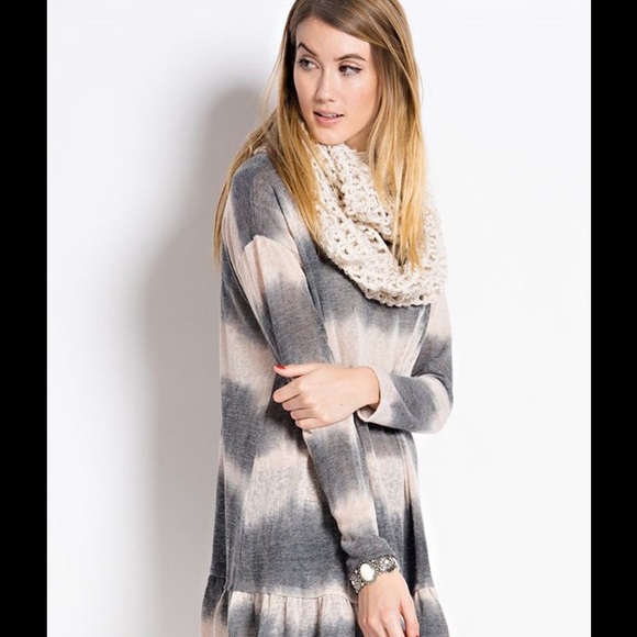 Two left🍃Olive about You top - Picture 2 of 4