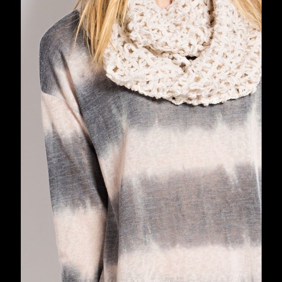 Two left🍃Olive about You top - Picture 3 of 4