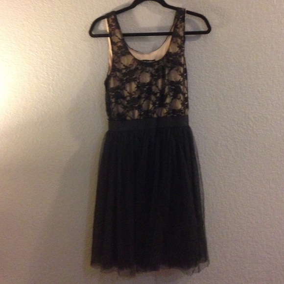 Juniors dress