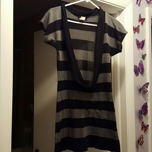 Black/grey tunic