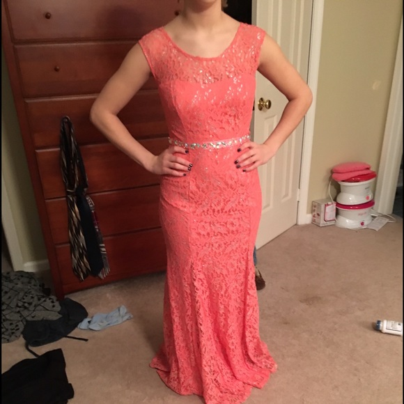 Pink lace prom/formal dress