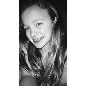 Meet your Posher, Leah