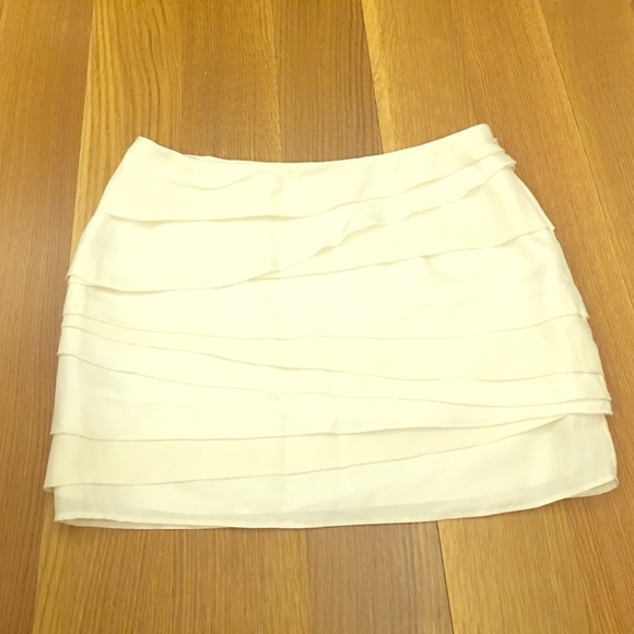 Robe De Soirée Sans Bretelles Bebe En Soie Verte émeraude - Taille Small Plissée à étages