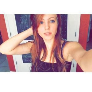 Meet your Posher, Lona