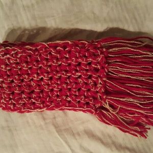 Crocheted scarf