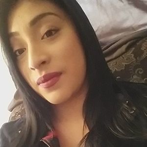 Meet your Posher, Ana