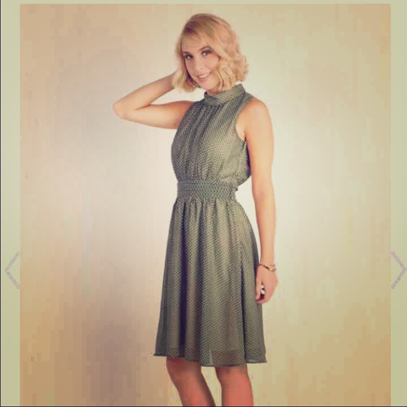 ModCloth Dresses & Skirts - NWT ModCloth Windy City Dress