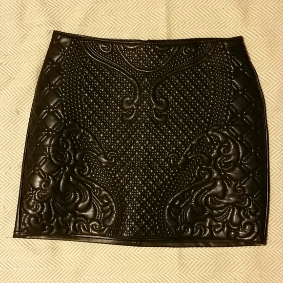 Balmain-esque pleather skirt