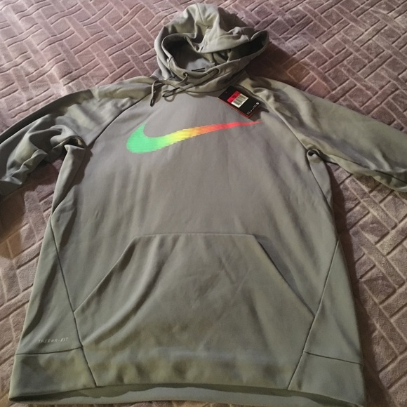 NWT Nike Therma Fit Hoodie