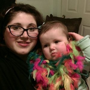 Meet your Posher, April