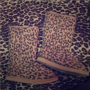 SOLD on MERC-Leopard Boots
