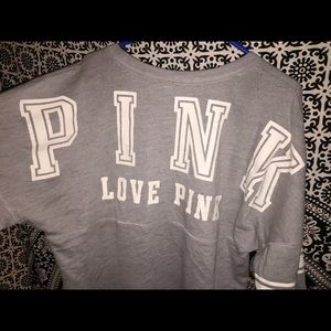 Grey and white crew neck 👑