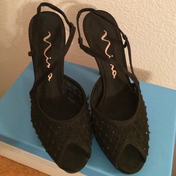 Nina Black Ankle Strap Open Toe Shoe. - Picture 2 of 4