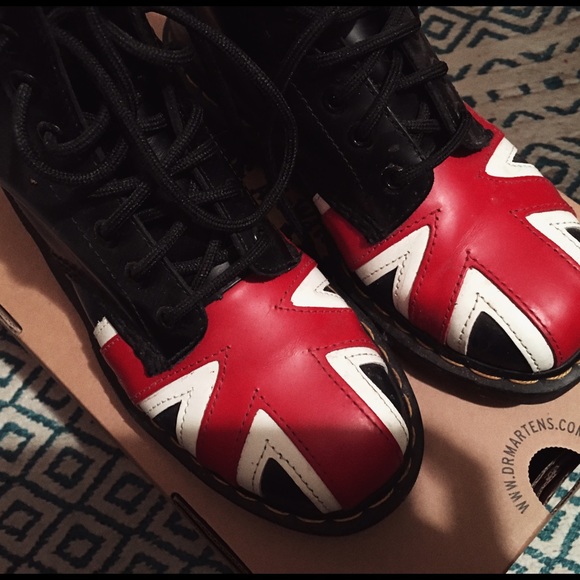 Dr Martens Union Jack 8 Eye(for man and woman)