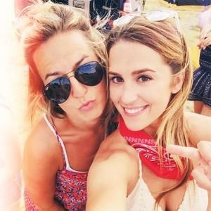 Meet your Posher, Carly