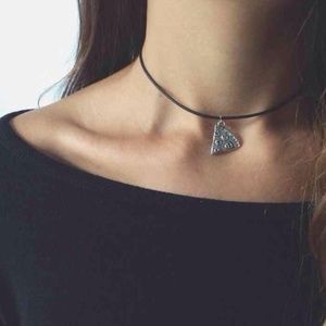 Pizza Choker