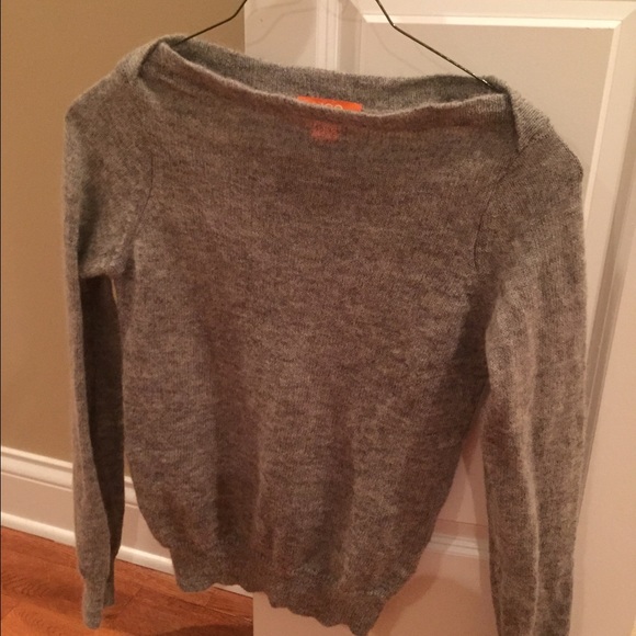 Gray sweater. REDUCED - Picture 2 of 3