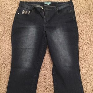 One 5 One, Jean Capris, Size 18W.