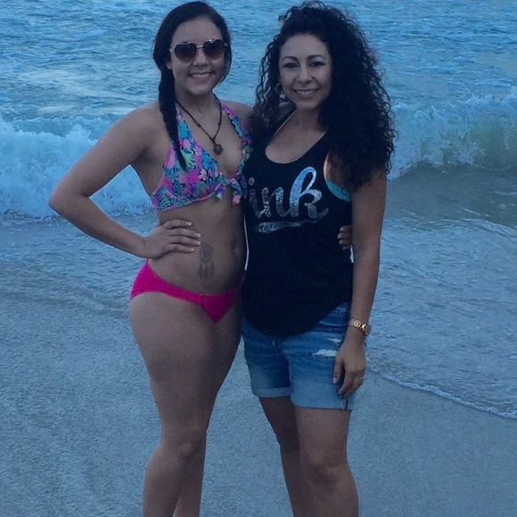 Meet your seller with my 15 year old daughter.