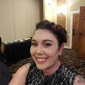 Meet your Posher, Layla