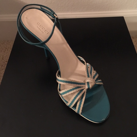 Gucci teal strappy pumps