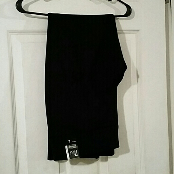 NY&Co pull on dress pant
