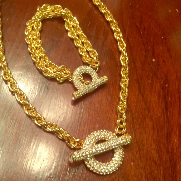 Guess Bracelet/Necklace set