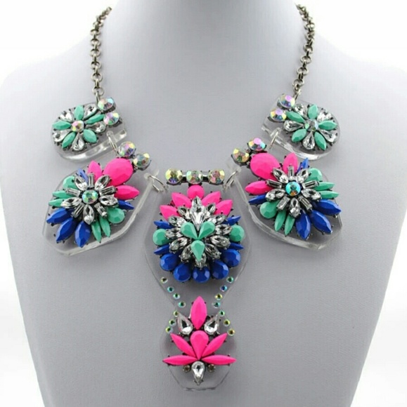 Multilayer necklace