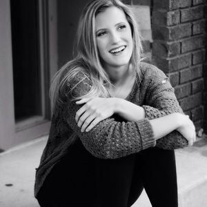 Meet your Posher, Rachel