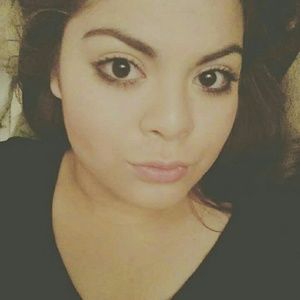 Meet your Posher, Marina