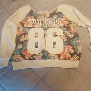 OFFER!!🎉🎉 FLASH!!!! ❤  VS PINK Floral Sweatshirt