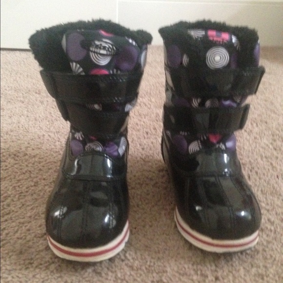 Kids boots for sale size 10 kids