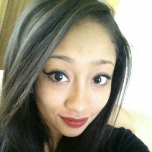 Meet your Posher, Angelica