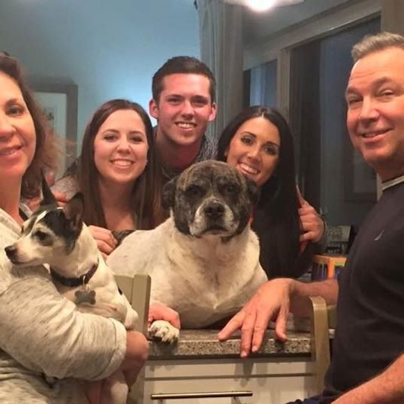 Meet your Posher, Cindy - Picture 2 of 2