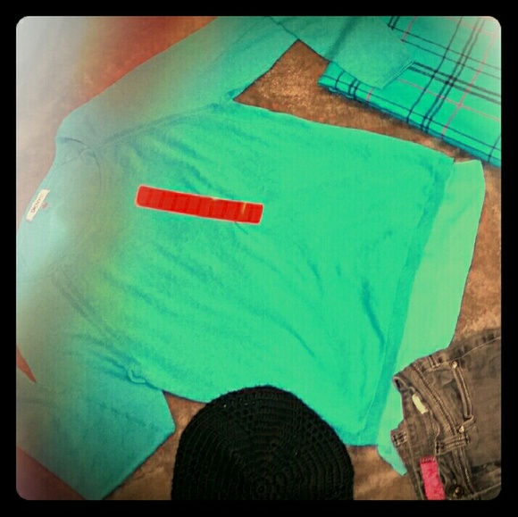 DKNYC swetear - Picture 1 of 4