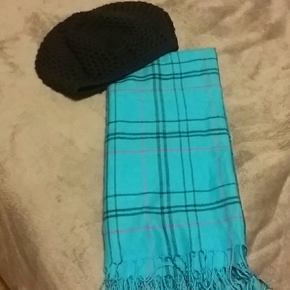 DKNYC swetear - Picture 4 of 4