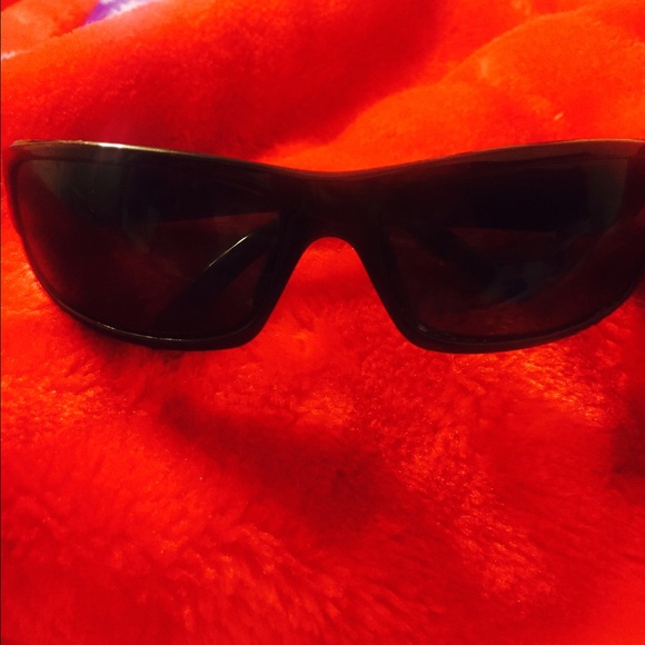 Guess men sunglasses