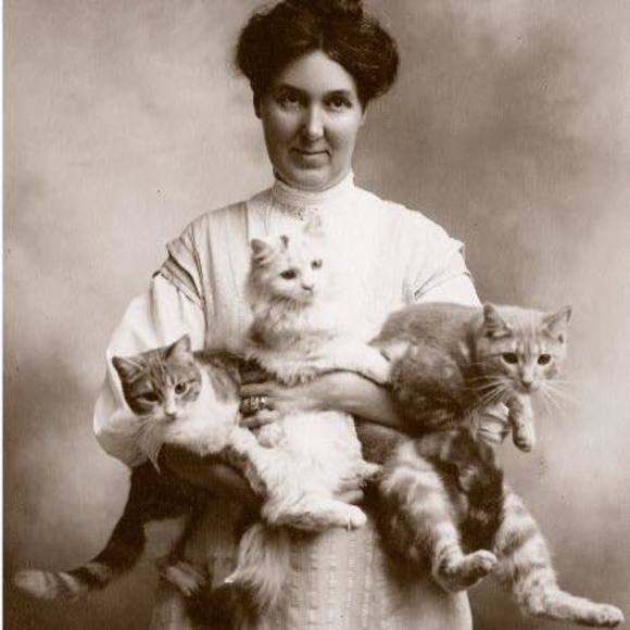 Meet your Posher, Lyndsey