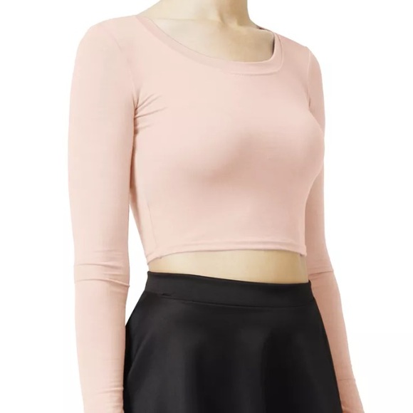 Pink long sleeve crop top