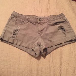 Gray shorts