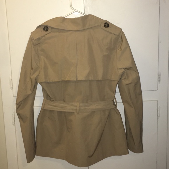 Waterproof trench - Picture 2 of 2