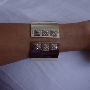Price drop!! VS diamond cuff gold bracelet