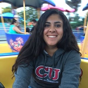 Meet your Posher, Dana